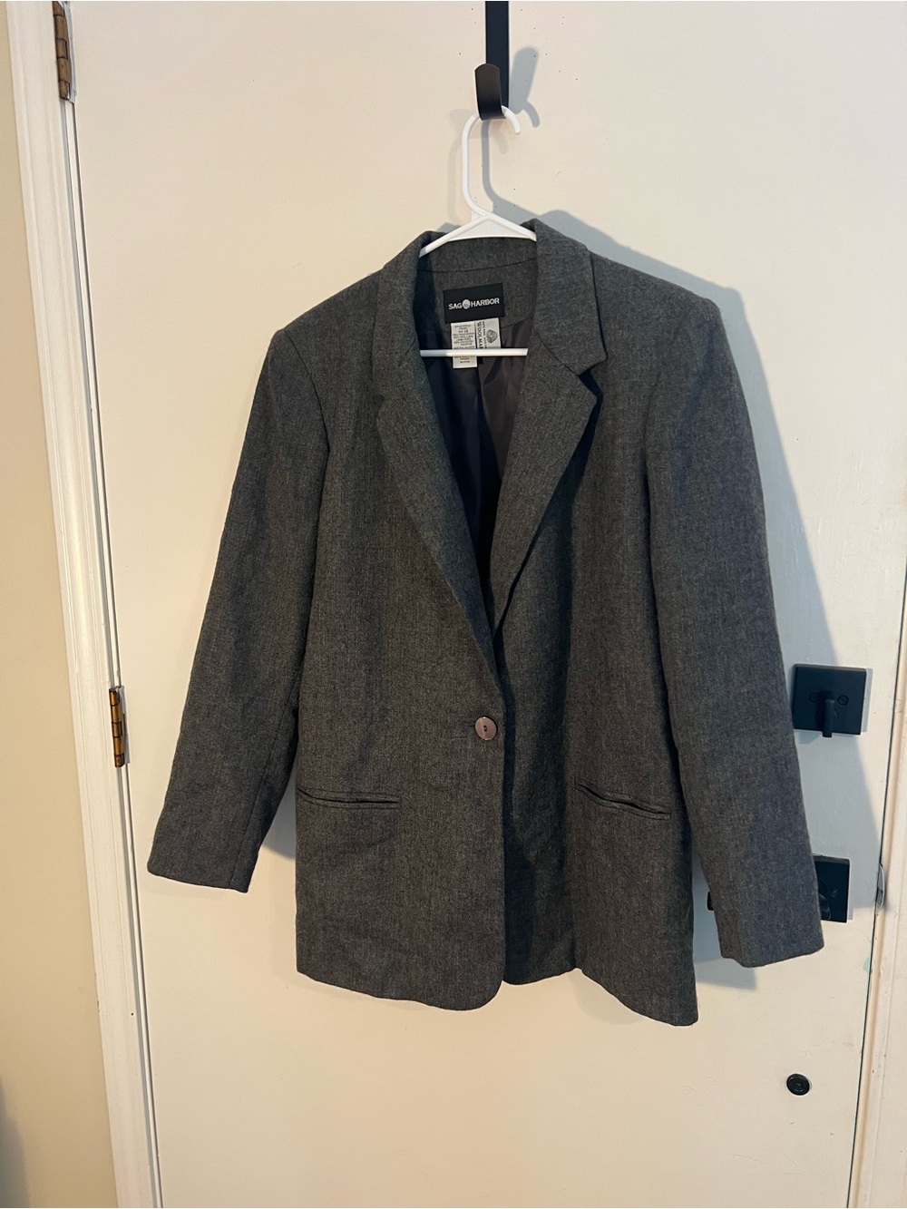 Sag Harbor Women's Charcoal Gray Single-Button Blazer